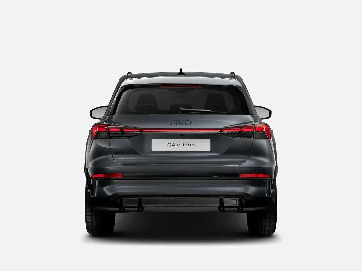 Nuova Audi Q4 e-tron S-Line 88 kW (121 CV) 2027 Grigio tambora metallizzato SUV