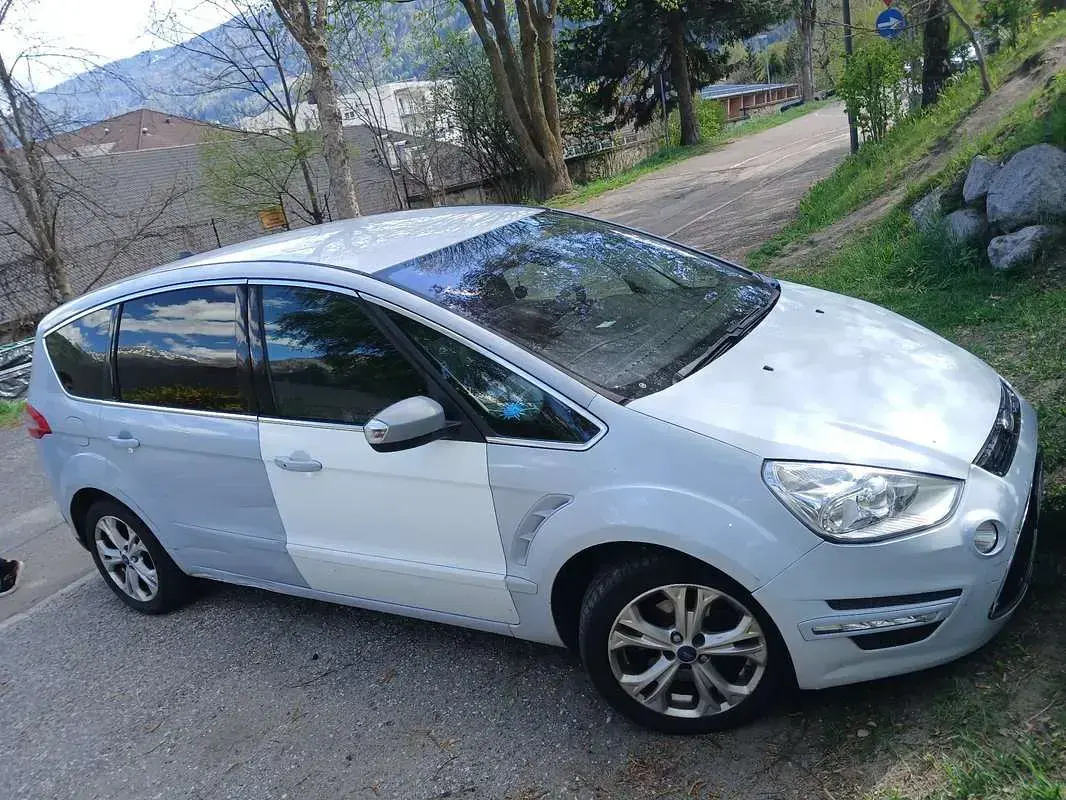 Usata Ford S-MAX Titanium 163 CV (119 kW) 2012 Monovolume