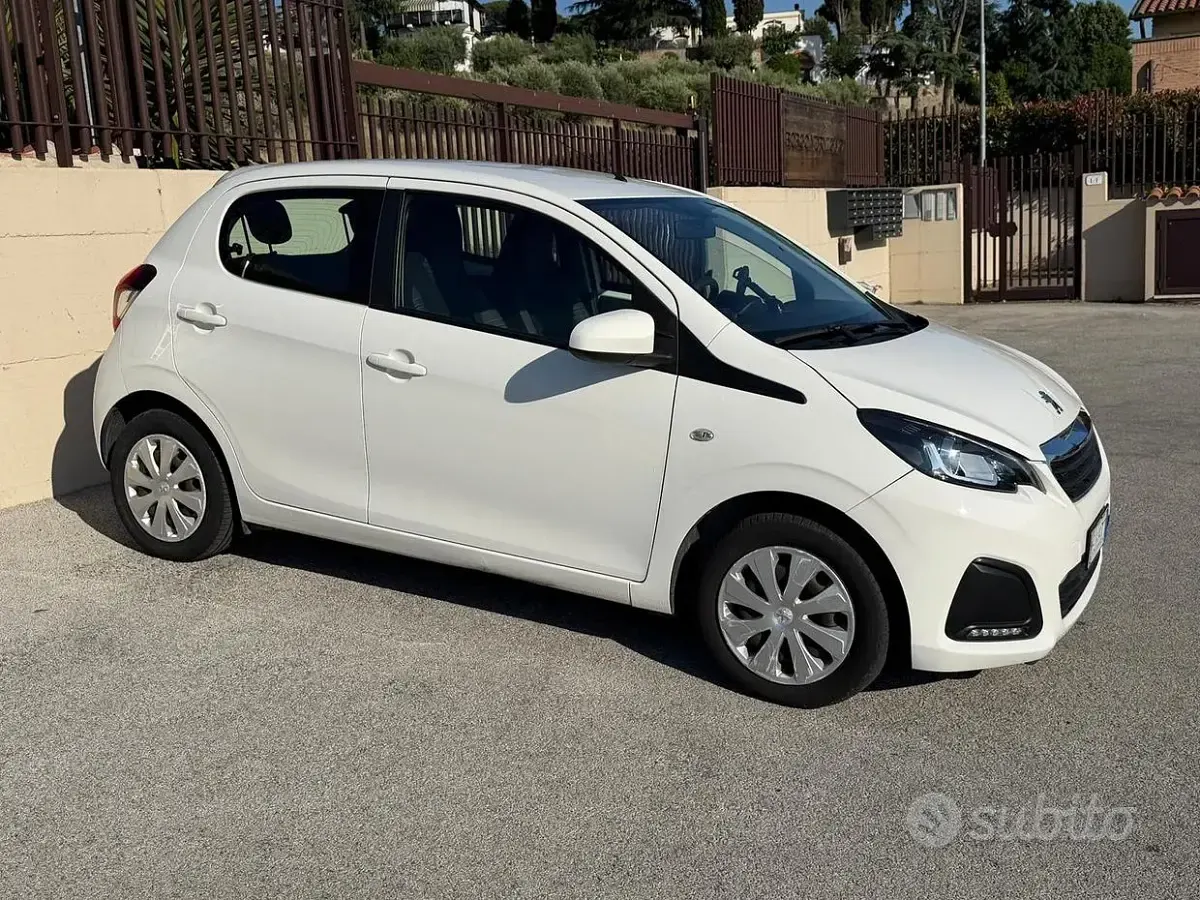 Usata Peugeot 108 Access 70 CV (51 kW) 2017 Bianco Utilitaria