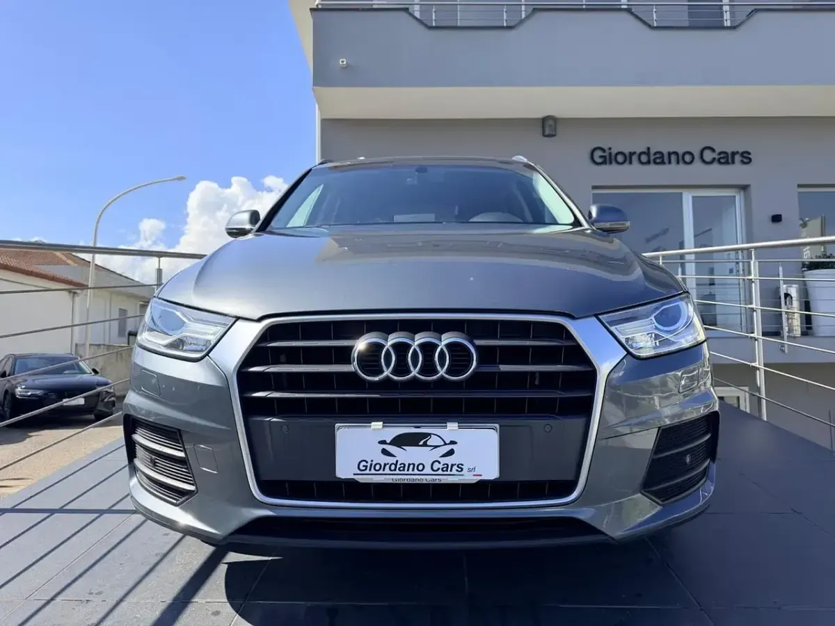 Usata Audi Q3 Sport 120 CV (88 kW) 2018 Argento SUV