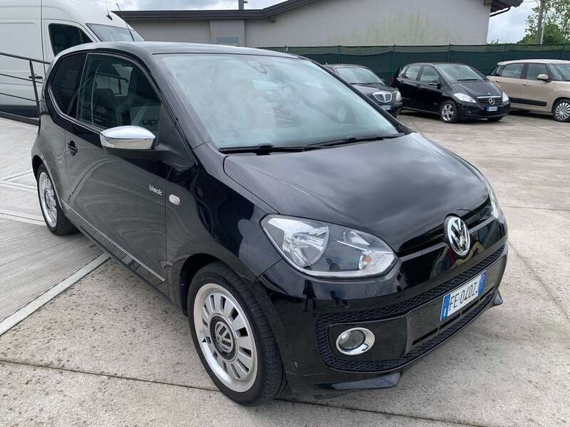 Usata VW up! Highline 75 CV (55 kW) 2016 Nero Utilitaria