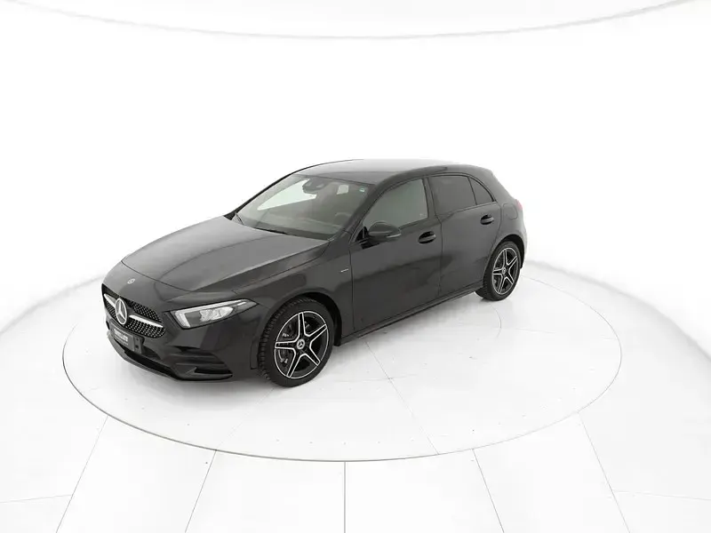 Usata Mercedes A250 Premium 218 CV (160 kW) 2021 Nero Berlina