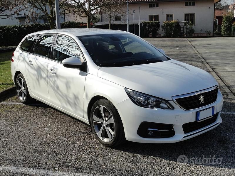 Usata Peugeot 308 Allure 130 CV (95 kW) 2019 Bianco Station wagon