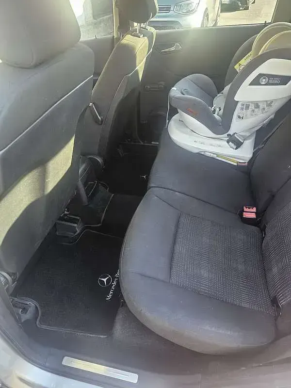 Usata Mercedes A180 109 CV (80 kW) 2011 Utilitaria