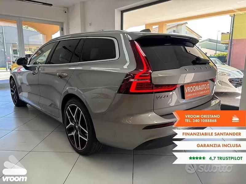 Usata Volvo V60 Momentum 2020 Station wagon