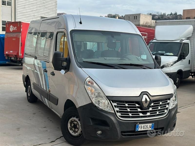 Usata Renault Master 145 CV (106 kW) 2016 Grigio Furgone