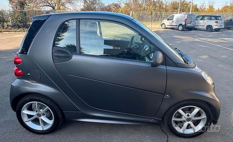 Grigio Usata 2013 Smart ForTwo Coupé Coupé | 8000 € - Immagine 1/4