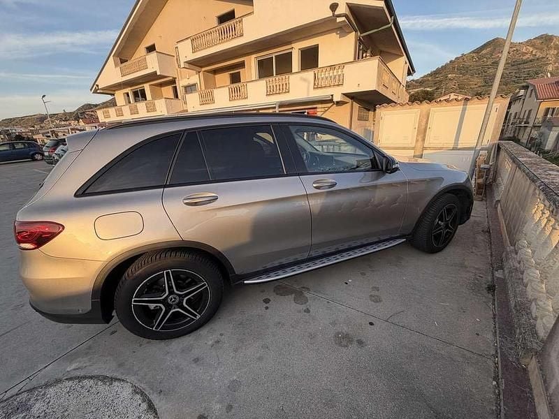 Occasion Mercedes GLC200 Executive 163 ch (119 kW) 2019 Doré SUV