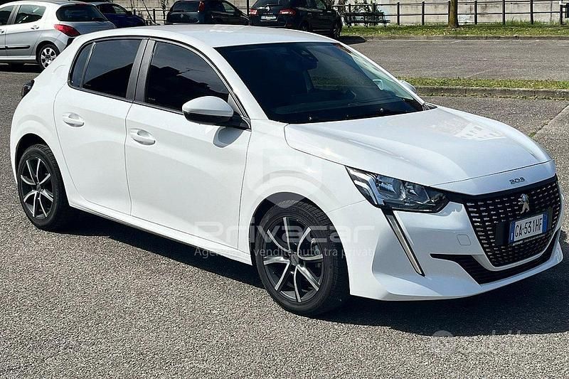 Usata Peugeot 208 Active 75 CV (55 kW) 2020 Bianco Utilitaria