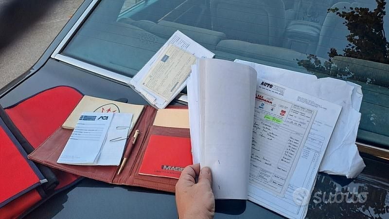 Usata Maserati 422 220 CV (161 kW) 1988 Verde Berlina