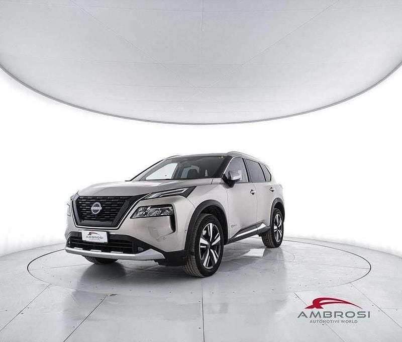 Usata Nissan X-Trail Tekna 158 CV (116 kW) 2023 Oro SUV
