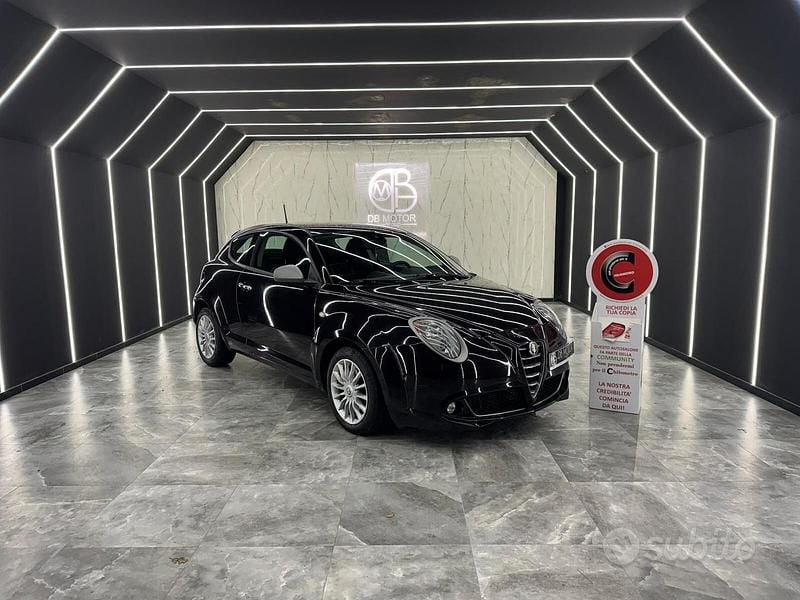 Usata Alfa Romeo MiTo Distinctive 84 CV (61 kW) 2015 Nero Utilitaria
