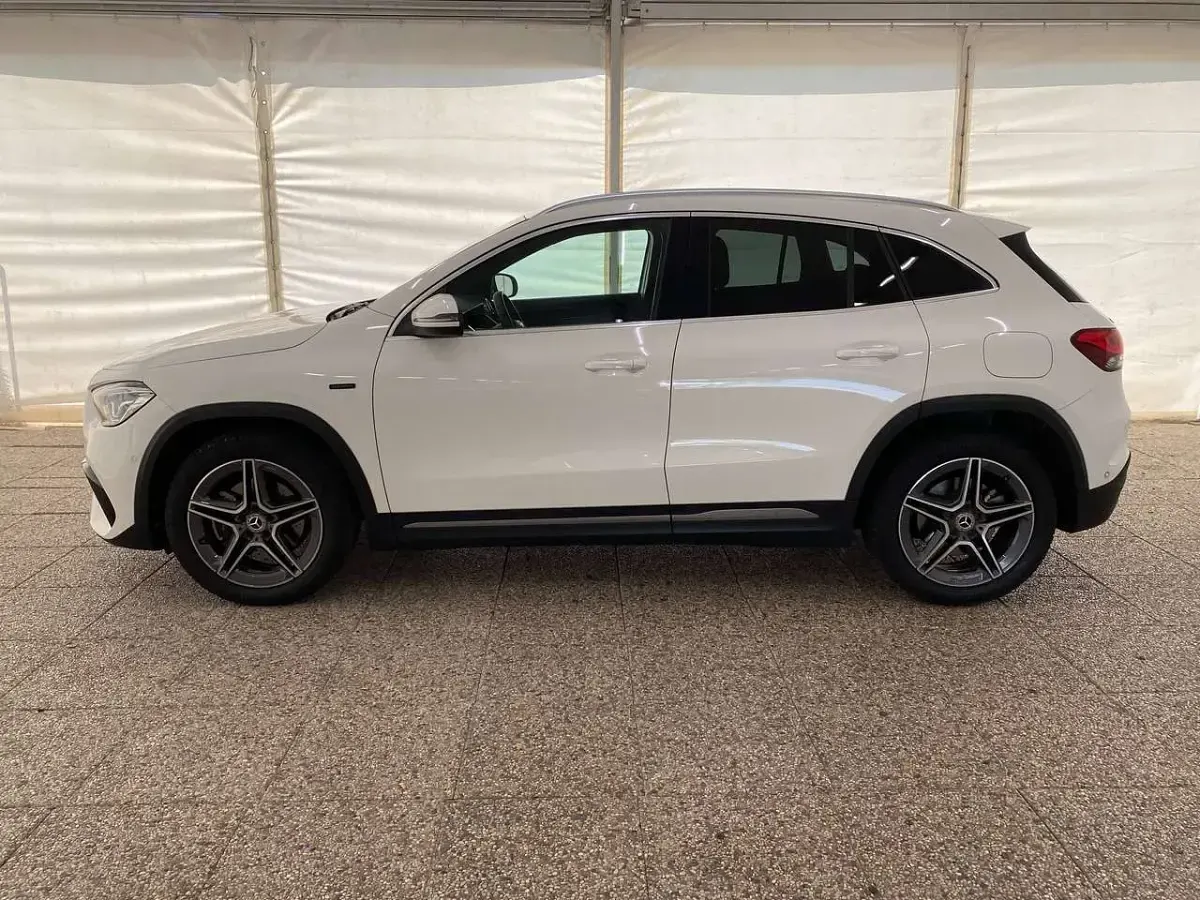 Usata Mercedes GLA250 Premium 160 CV (117 kW) 2020 Bianco SUV