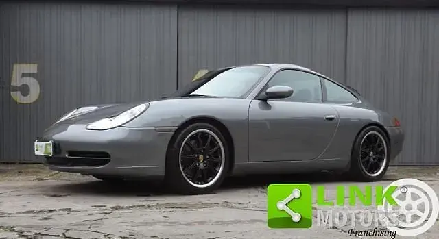Usata Porsche 911 Carrera 299 CV (219 kW) 2001 Grigio Coupé