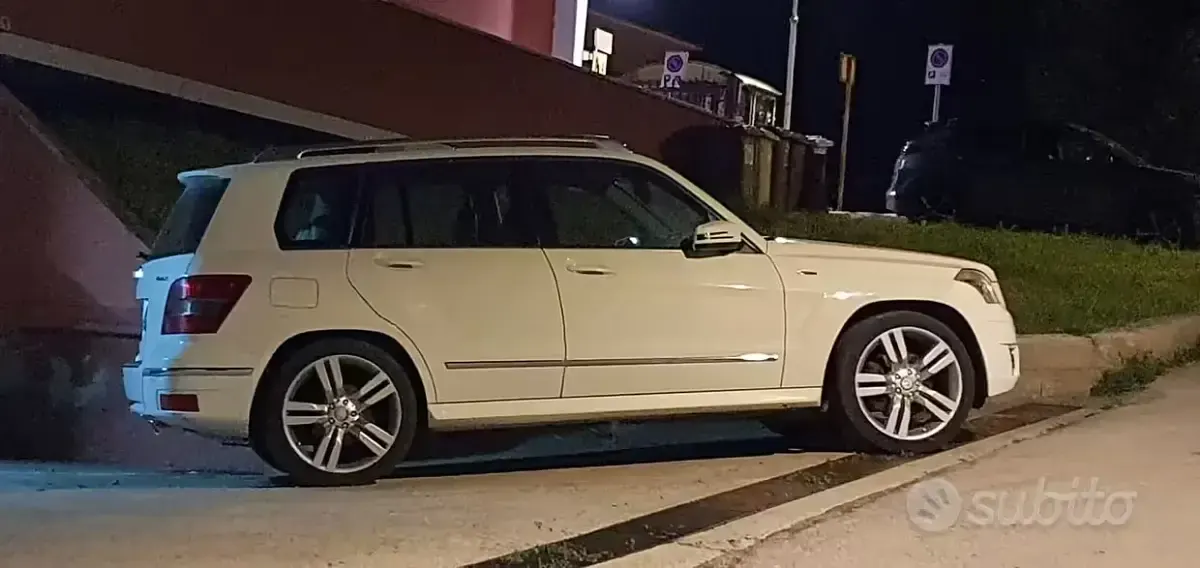 Usata Mercedes GLK220 170 CV (125 kW) 2011 Bianco SUV