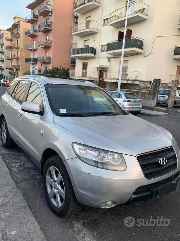 Usata Hyundai Santa Fe 155 CV (114 kW) 2007 Grigio SUV