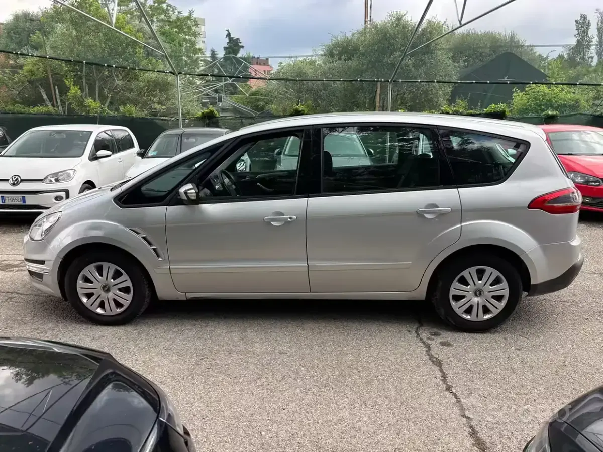 Usata Ford S-MAX Titanium 163 CV (119 kW) 2012 Grigio Monovolume