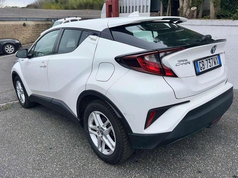 Usata Toyota C-HR Business Edition 98 CV (72 kW) 2020 Bianco SUV