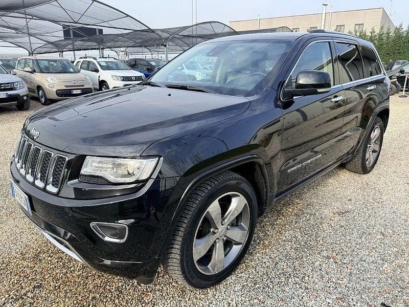 Usata Jeep Grand Cherokee Overland 250 CV (183 kW) 2015 Nero SUV