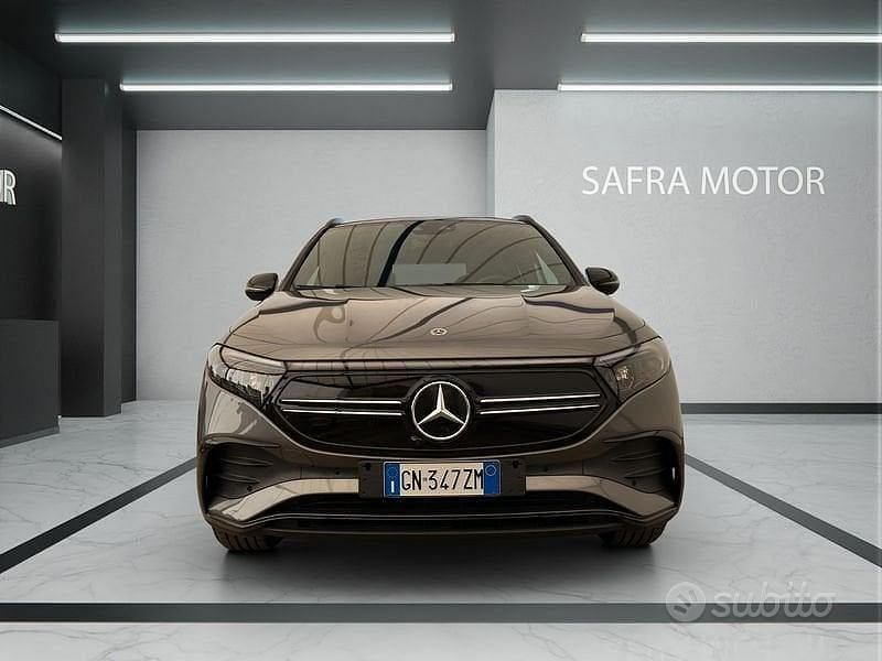Usata Mercedes EQA250+ Premium Plus 139 kW (190 CV) 2023 Grigio montagna ; SUV