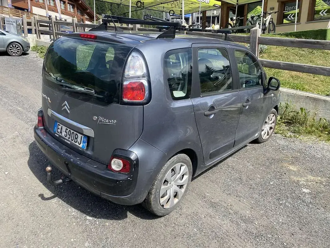 Usata Citroën C3 Picasso Exclusive 90 CV (66 kW) 2010 Grigio Monovolume