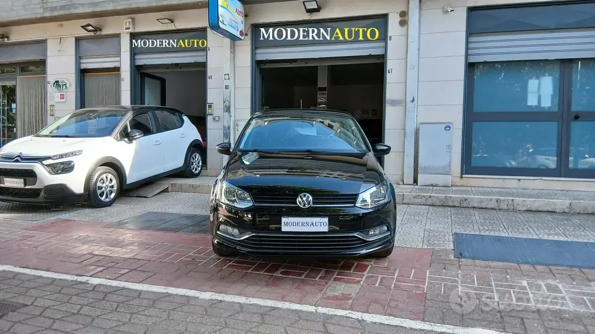 Usata VW Polo Trendline 75 CV (55 kW) 2015 Nero Berlina