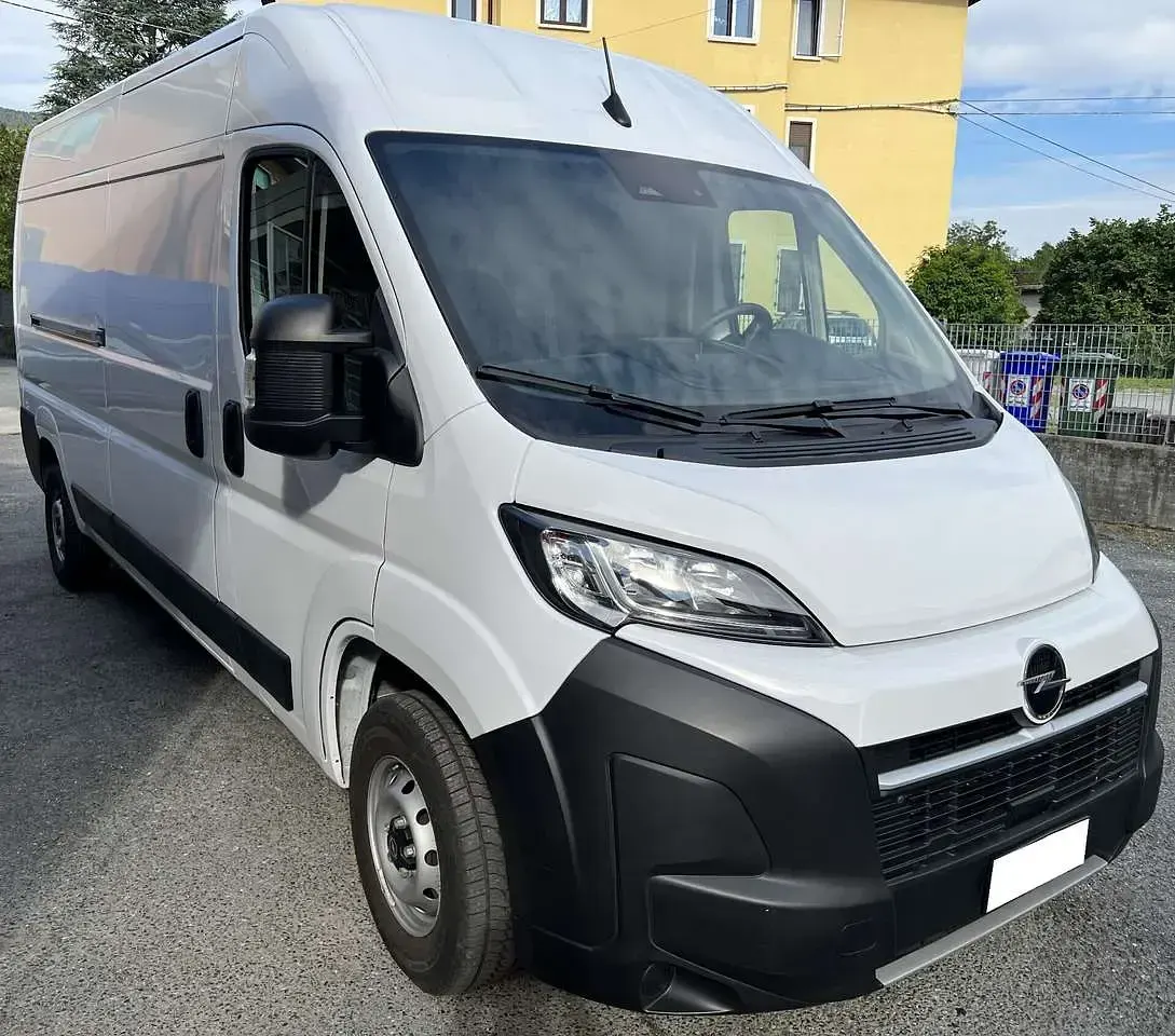Usata Fiat Ducato 140 CV (102 kW) 2024 Bianco Furgone