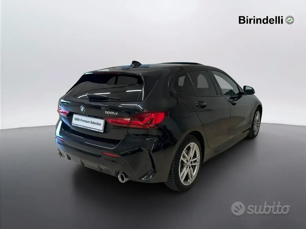 Usata BMW 120 M Sport 190 CV (139 kW) 2023 Nero Utilitaria