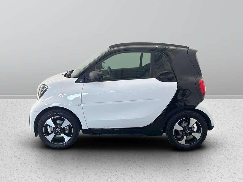 Usata Smart ForTwo Electric Drive Passion 41 kW (56 CV) 2022 Bianco Berlina