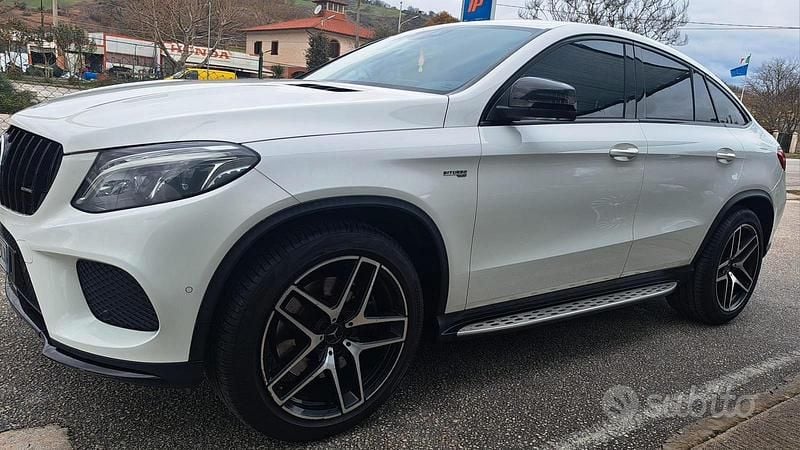 Usata Mercedes GLE43 AMG AMG 390 CV (286 kW) 2019 Bianco Station wagon