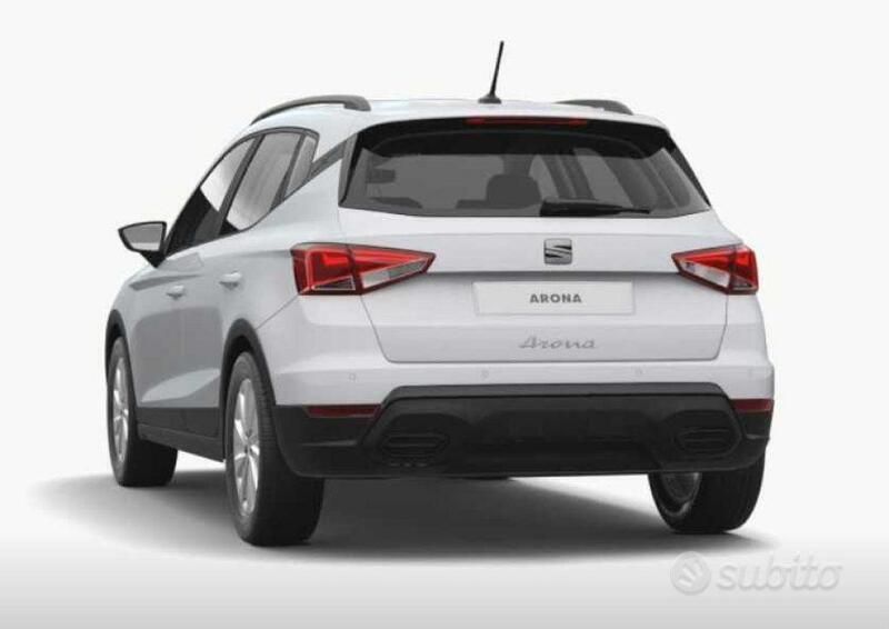 Usata Seat Arona 95 CV (69 kW) 2024 Bianco SUV