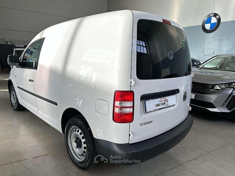 Usata VW Caddy 102 CV (75 kW) 2013 Bianco Monovolume
