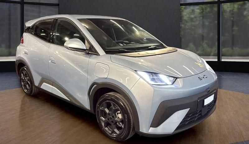 Nuova BYD Dolphin Surf Comfort 115 kW (157 CV) 2026 Ice blue Utilitaria