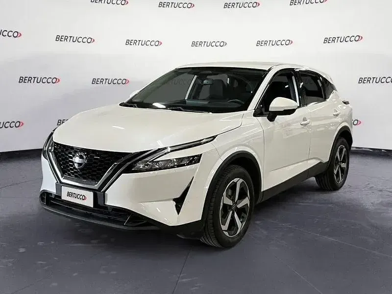 Usata Nissan Qashqai N-Connecta 140 CV (102 kW) 2023 Bianco SUV