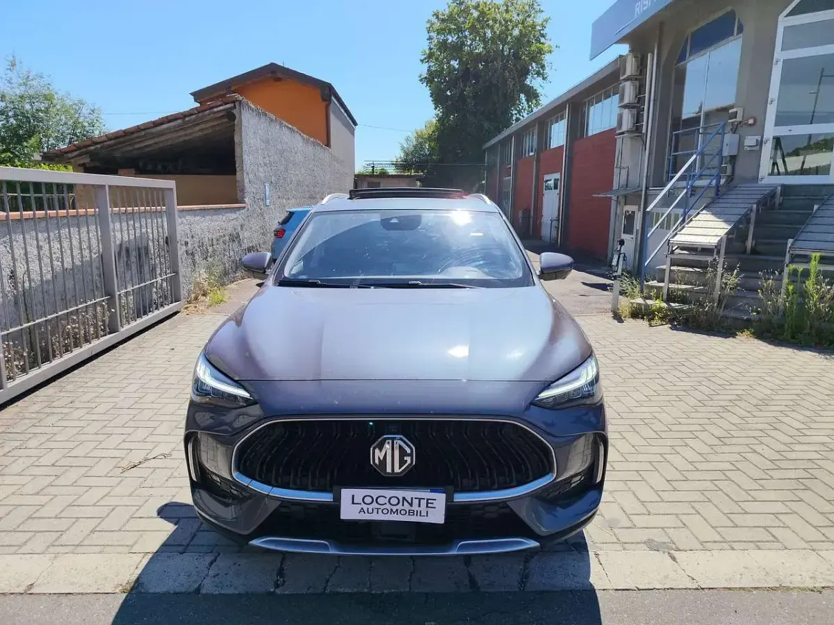Usata MG HS Luxury 162 CV (119 kW) 2024 Grigio SUV