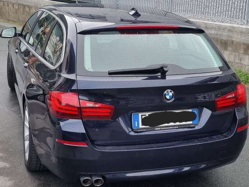 Usata BMW 520 184 CV (135 kW) 2013 Blu/azzurro Station wagon