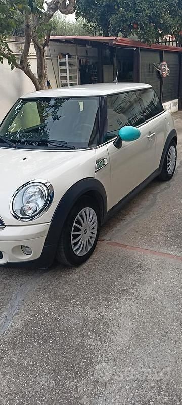 Usata Mini Cooper 75 CV (55 kW) 2010 Bianco Utilitaria