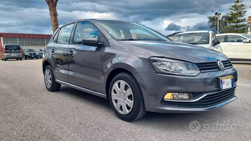 Usata VW Polo Business 75 CV (55 kW) 2015 Grigio Berlina