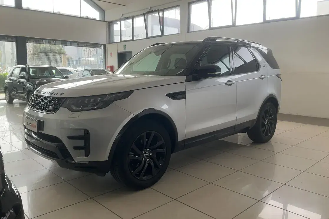 Usata Land Rover Discovery 5 HSE 240 CV (176 kW) 2018 Argento SUV