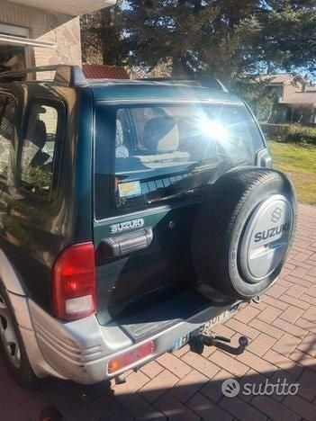 Verde Usata 2000 Suzuki Grand Vitara SUV | 4900 € (Buon prezzo) - Immagine 1/4
