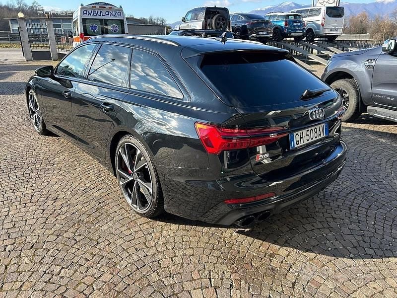 Usata Audi S6 Ambiente 344 CV (253 kW) 2022 Nero metallizzato Station wagon
