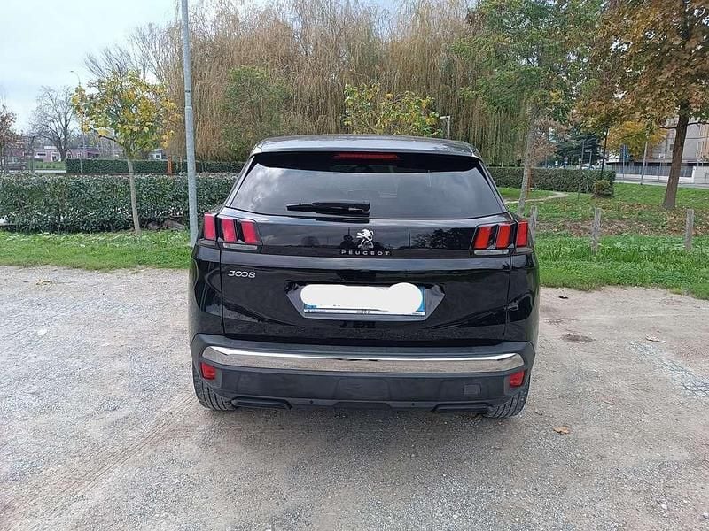 Usata Peugeot 3008 Active 131 CV (96 kW) 2019 Nero SUV