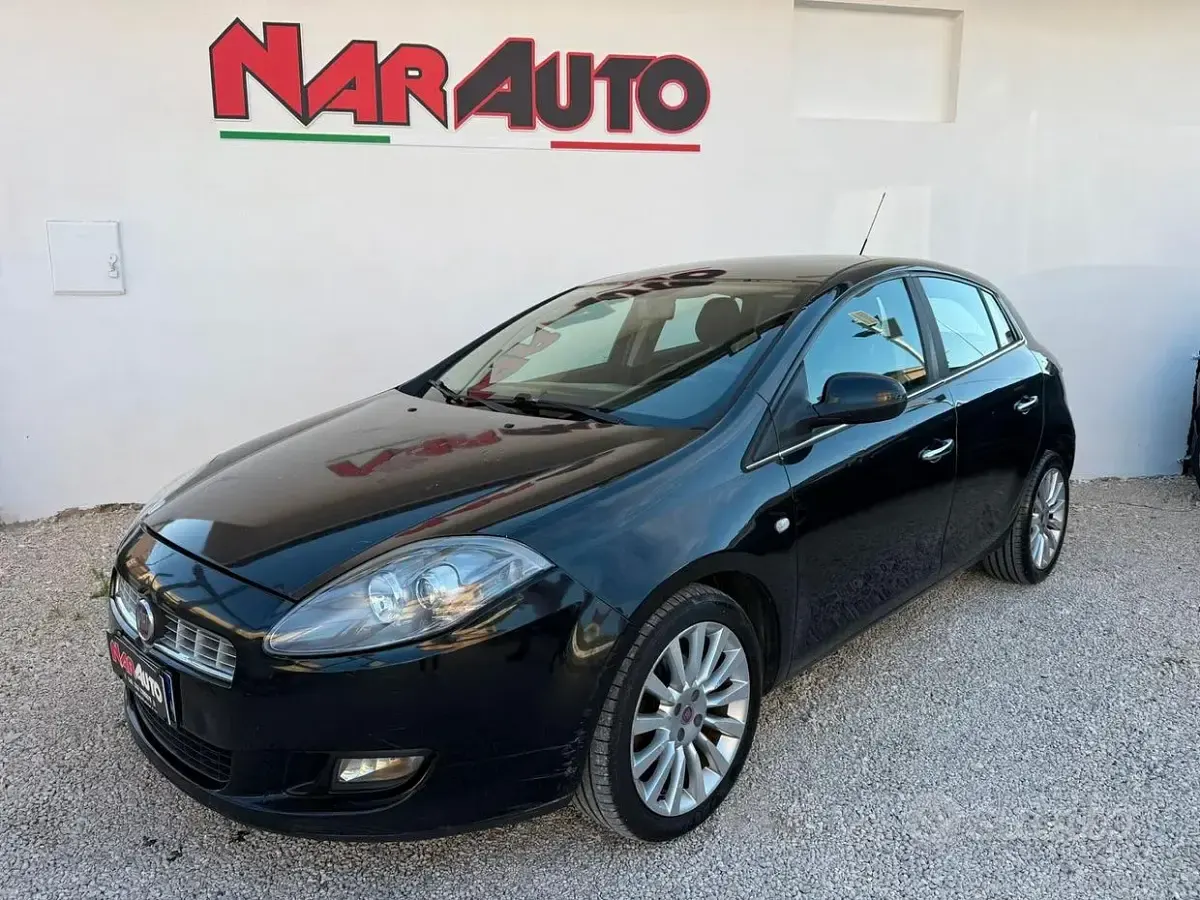 Usata Fiat Bravo Dynamic 120 CV (88 kW) 2010 Nero Utilitaria