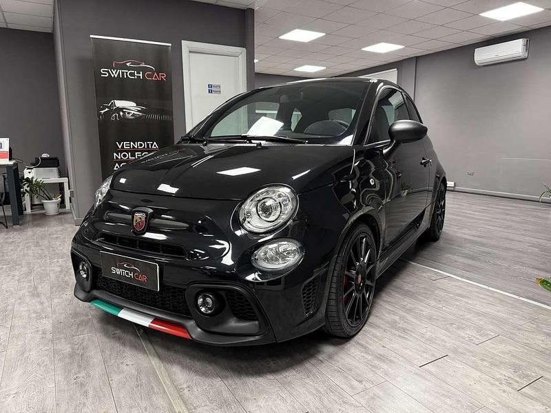 Usata Abarth 695 Competizione 179 CV (131 kW) 2023 Nero Utilitaria