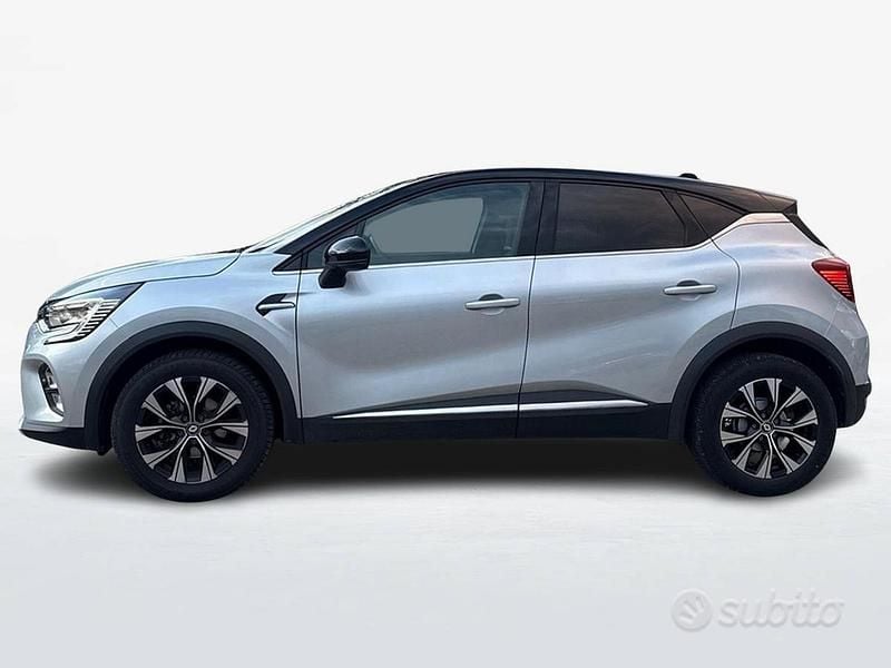 Usata Renault Captur Techno 91 CV (66 kW) 2023 Grigio magnete + nero etoilé SUV