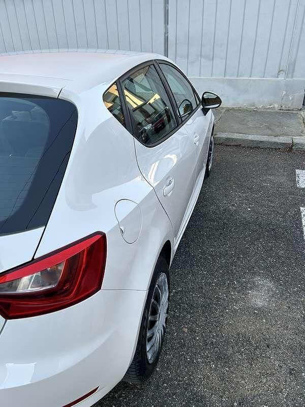 Usata Seat Ibiza Business 75 CV (55 kW) 2017 Bianco Berlina