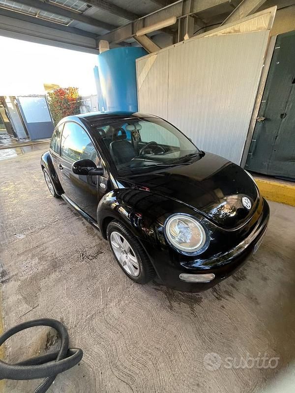 Usata VW New Beetle 2003 Utilitaria
