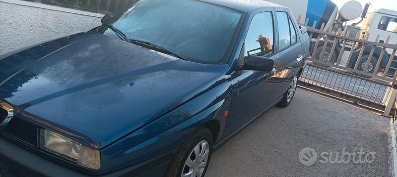 Usata Alfa Romeo 155 120 CV (88 kW) 1997 Blu Berlina