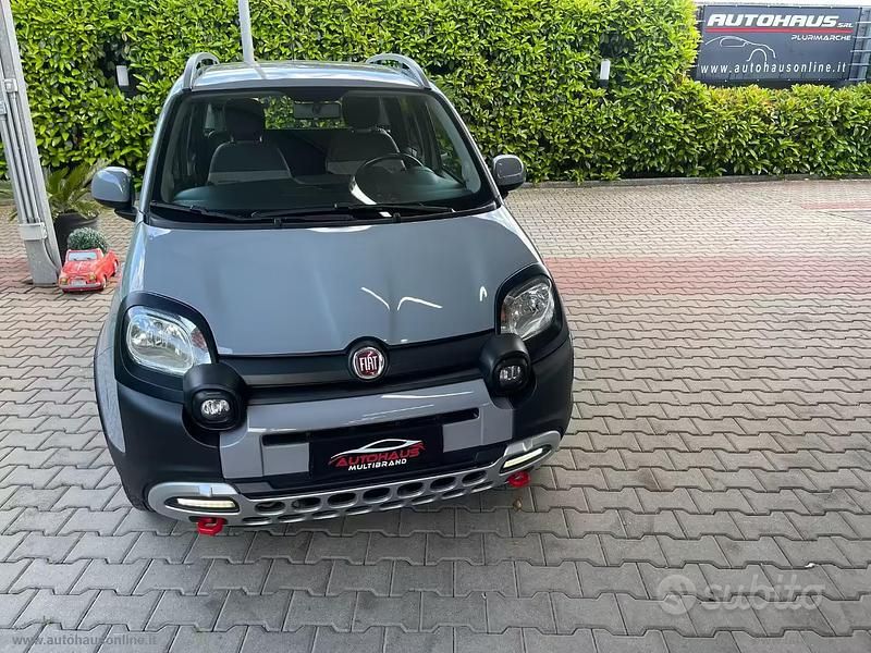Usata Fiat Panda Cross Cross 69 CV (50 kW) 2022 Grigio Utilitaria