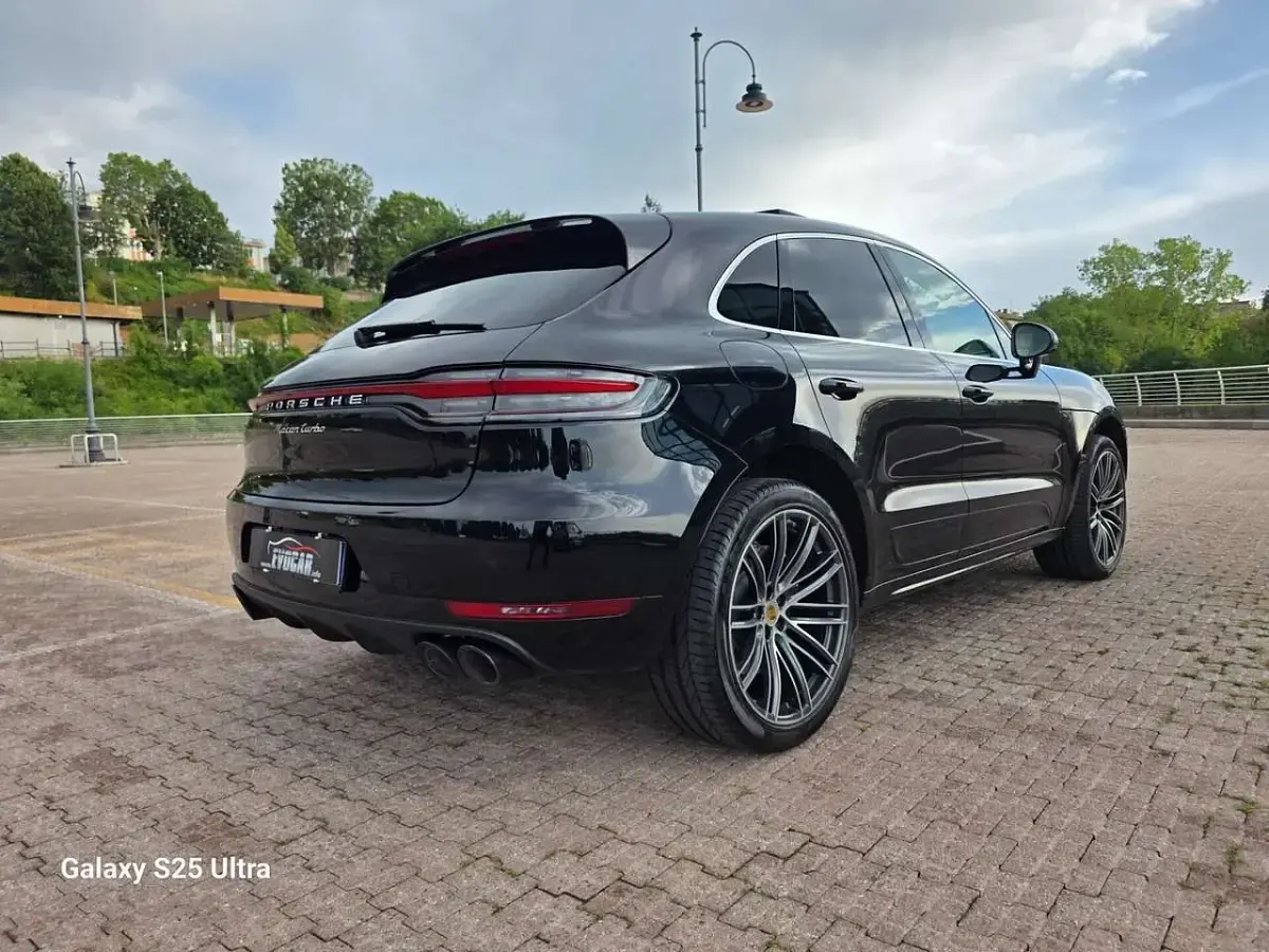 Usata Porsche Macan Turbo 441 CV (324 kW) 2020 Nero SUV